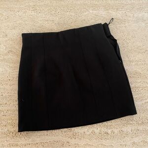 Zara | Black Mini Skirt